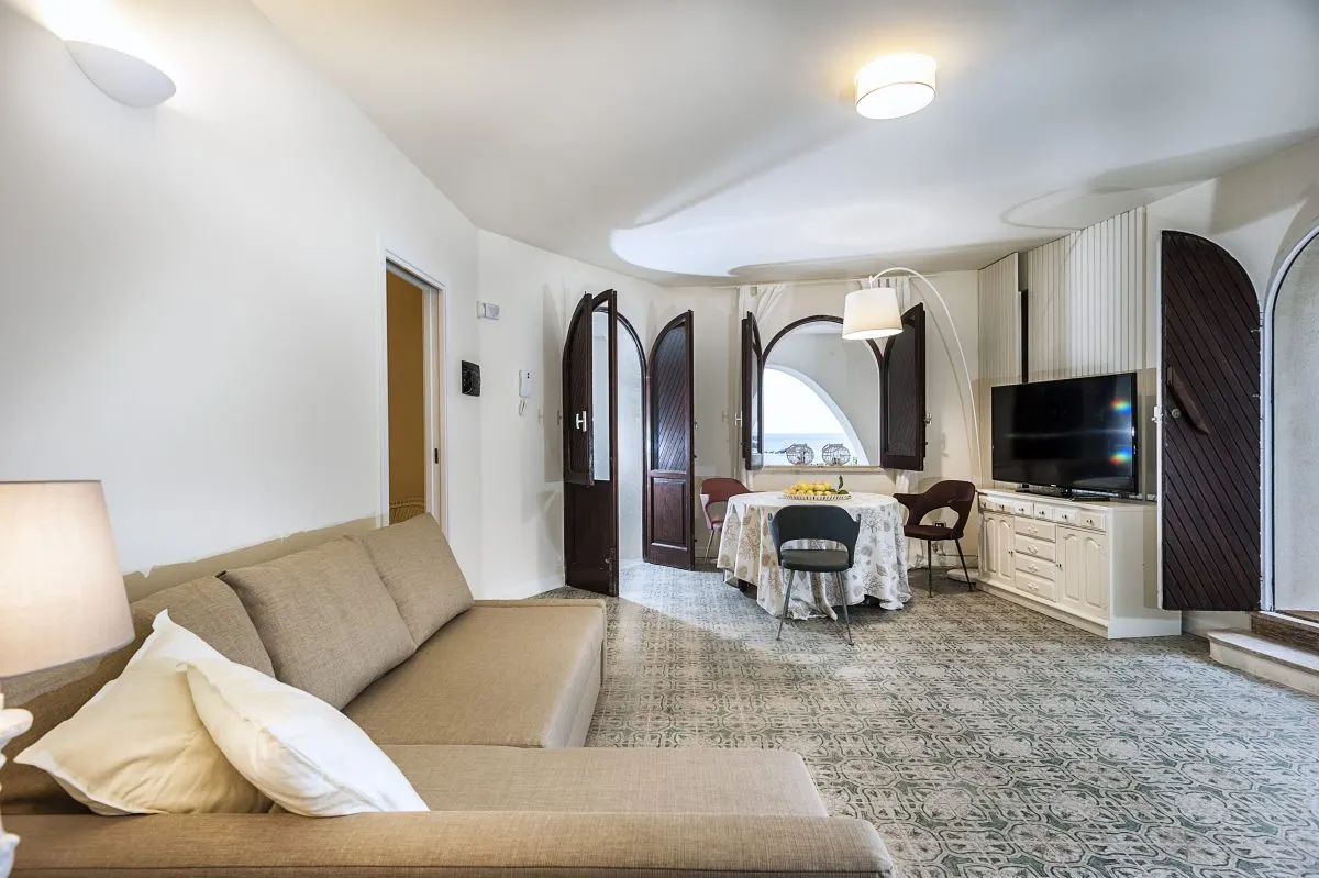 Villa for 14 Guests in Giardini-Naxos, photo 21