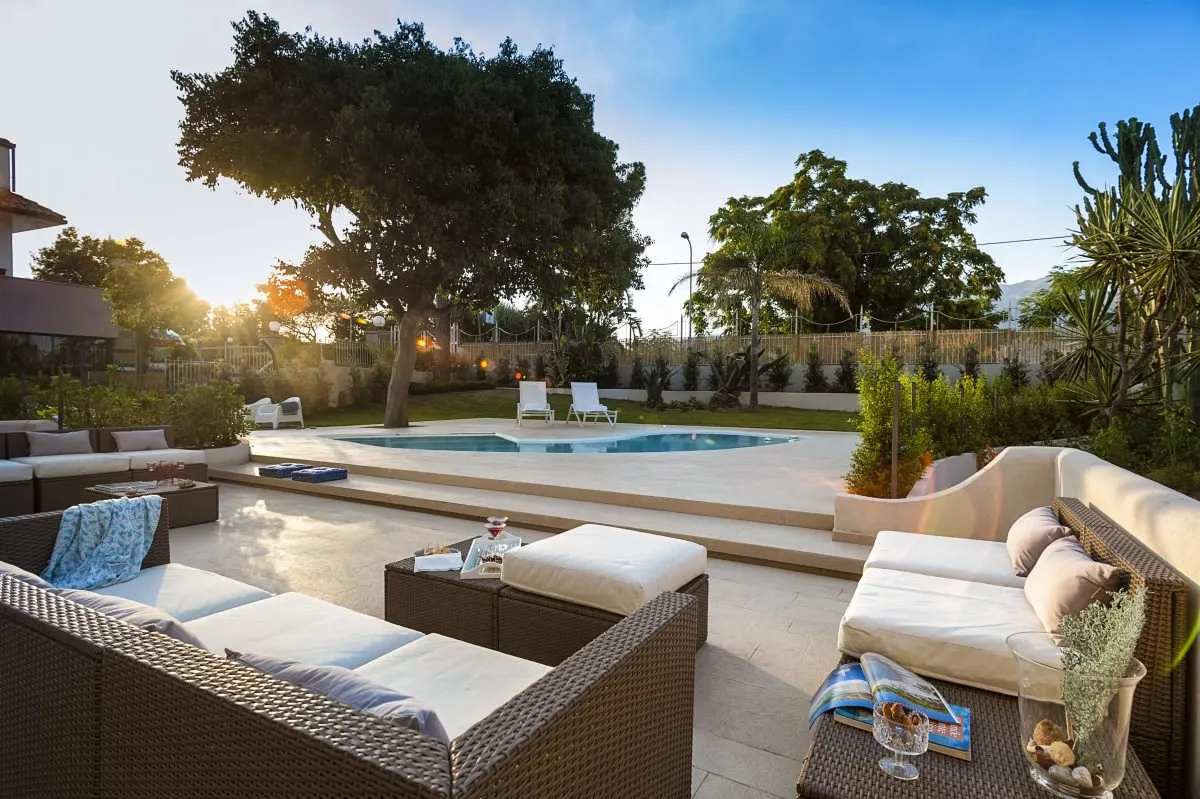 Villa for 14 Guests in Giardini-Naxos, photo 6