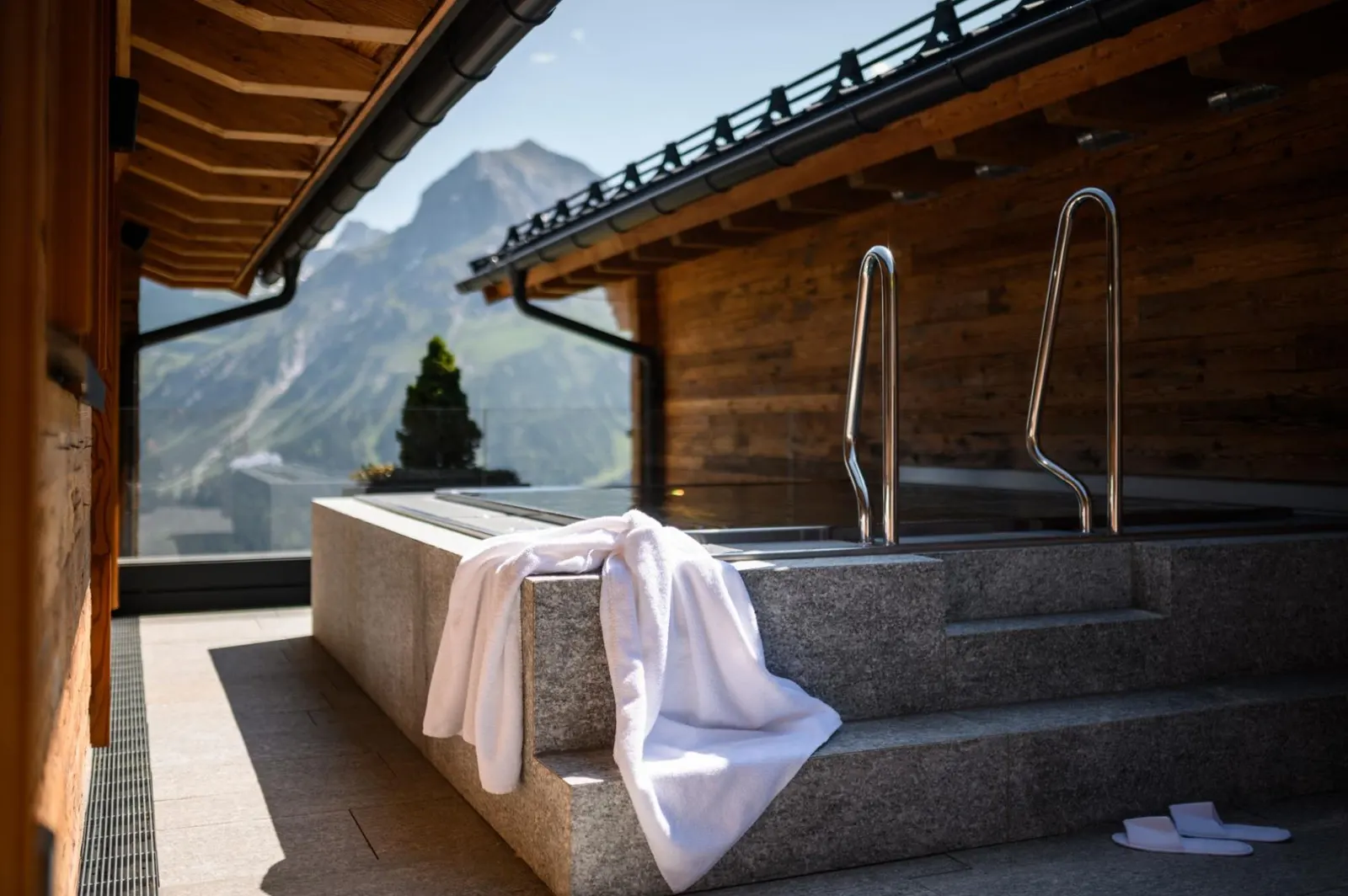 Chalet cu piscină încălzită în Lech, fotografia 5