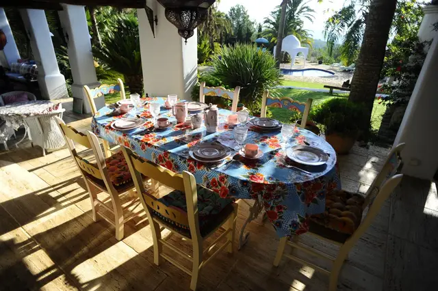 7 nopți la Villa with Swimming pool and Sea view in Santa Eulària des Riu, fotografia 5