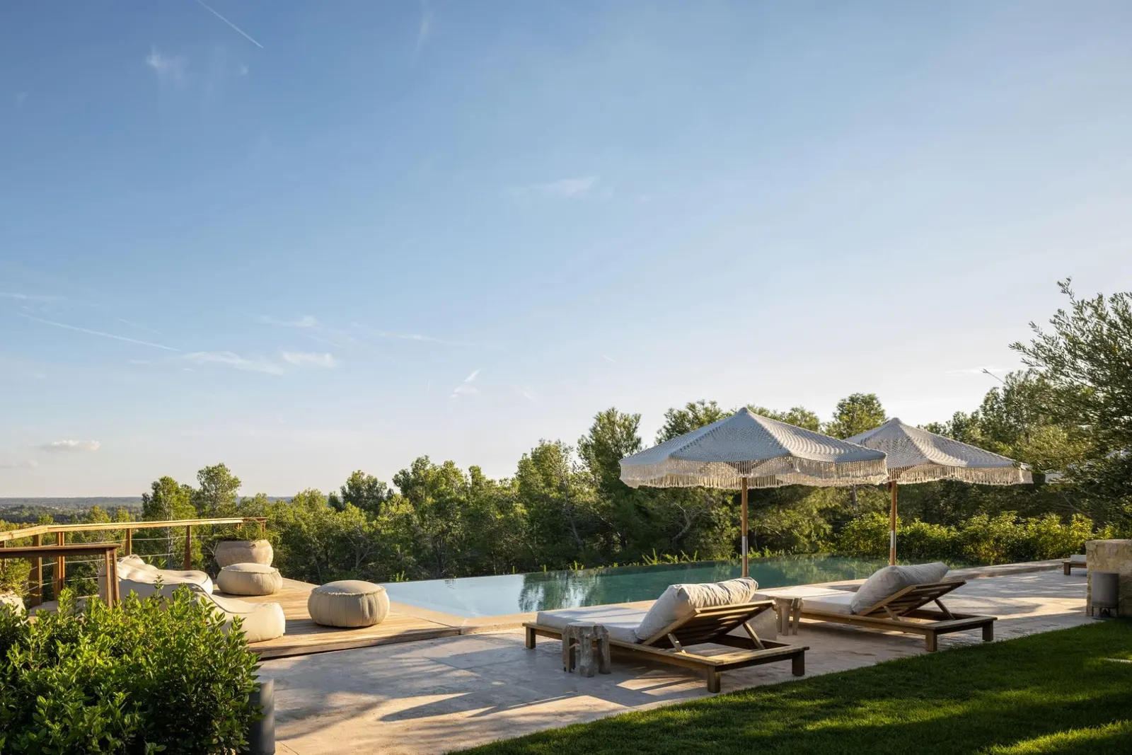 4-Bed Villa with Heated pool, Paradou, fotografia 2