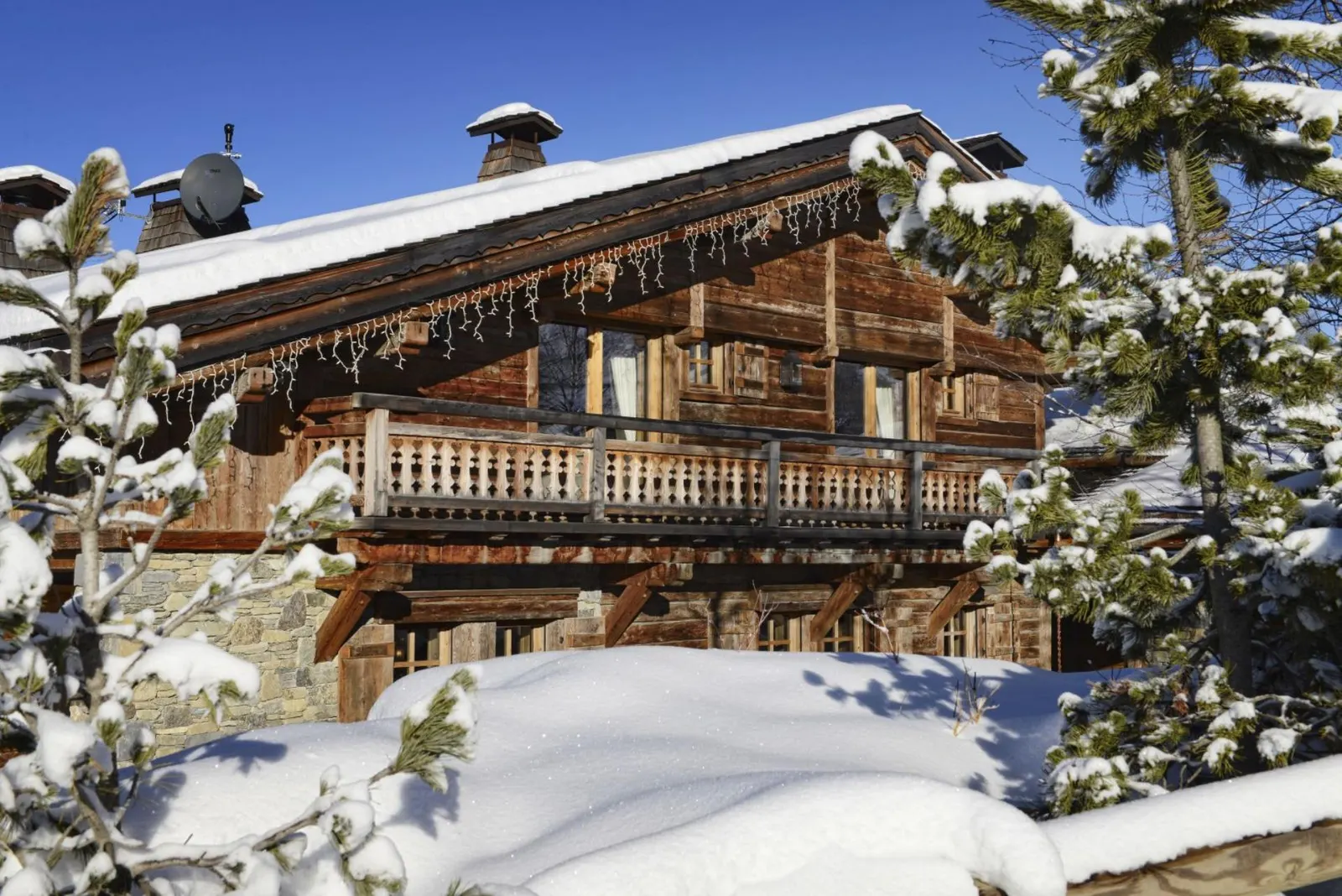 7-Bed Chalet with Heated pool, Megève, fotografia 6