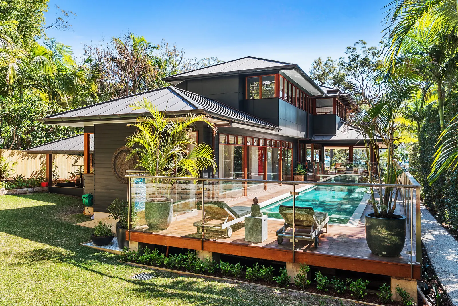 Villa with Heated pool and Garden in Sydney, photo 4