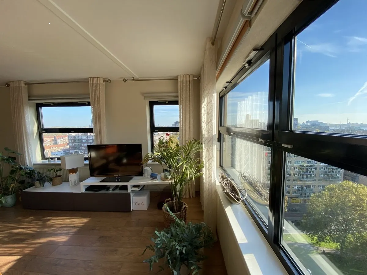 Apartament cu vedere la munte în Rotterdam, fotografia 24