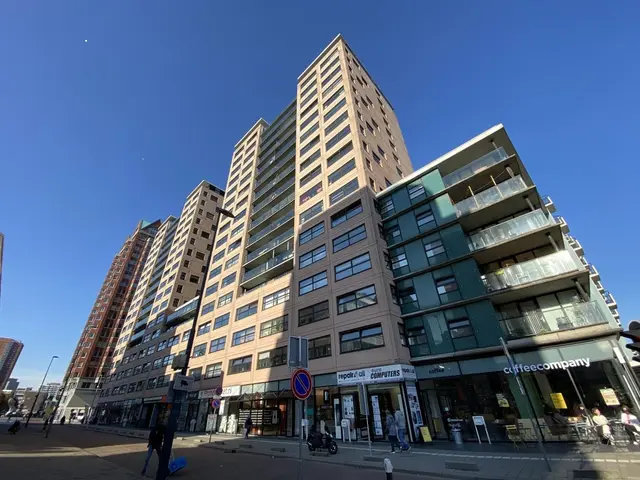 Apartment with Mountain view in Rotterdam