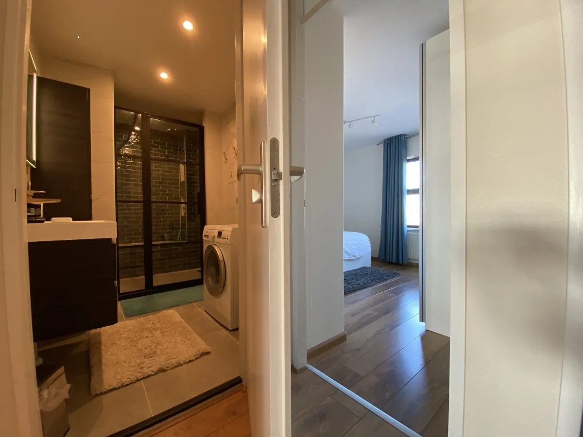 Apartament cu vedere la munte în Rotterdam, fotografia 14