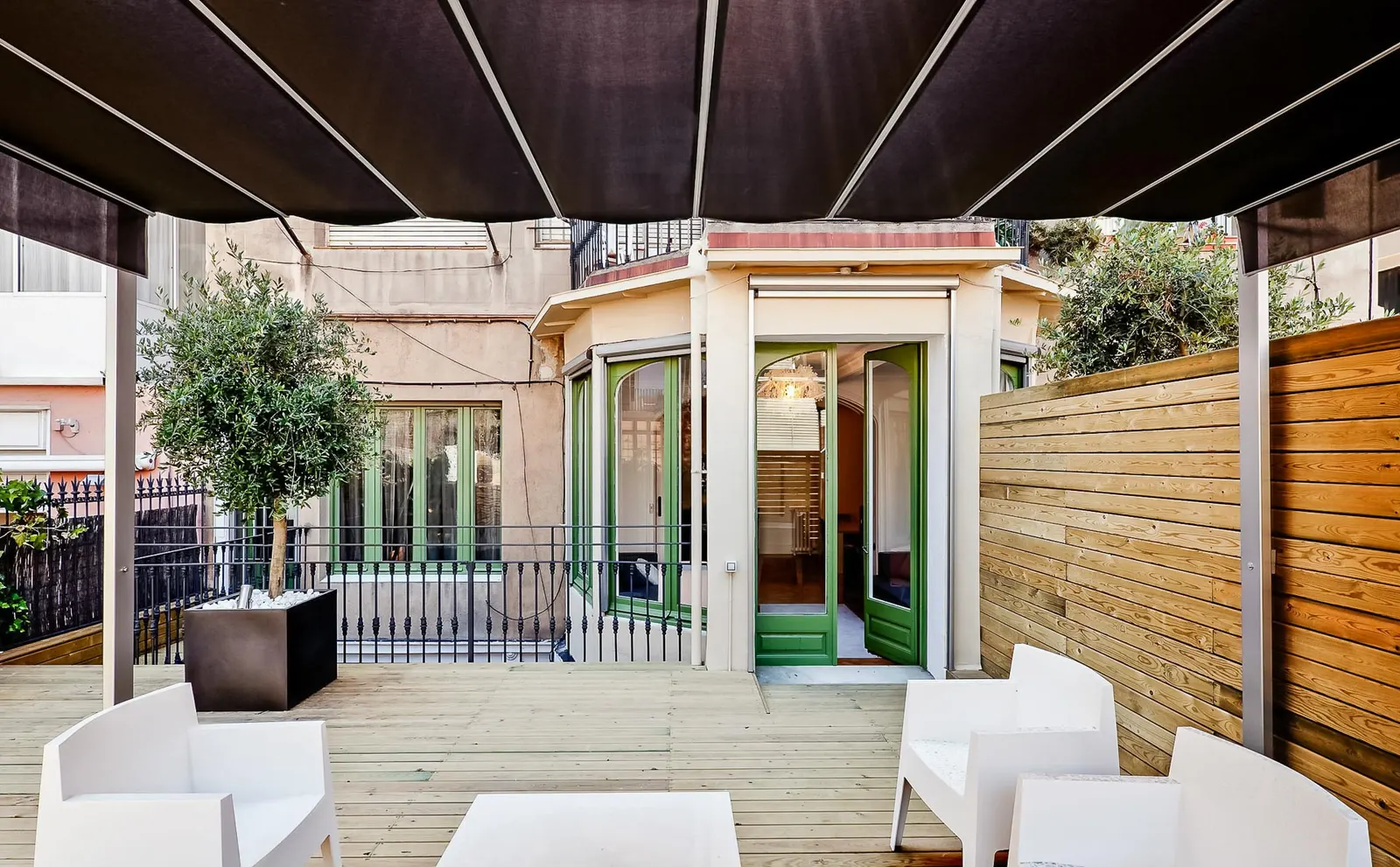 Vilă cu 2 dormitoare pentru 5 persoane, Barcelona, fotografia 4