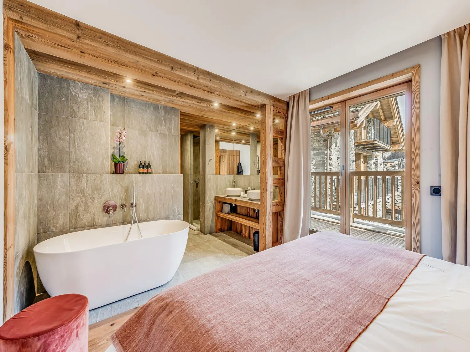 Apartament cu 4 dormitoare și vedere la munte, pentru 8 persoane, fotografia 6