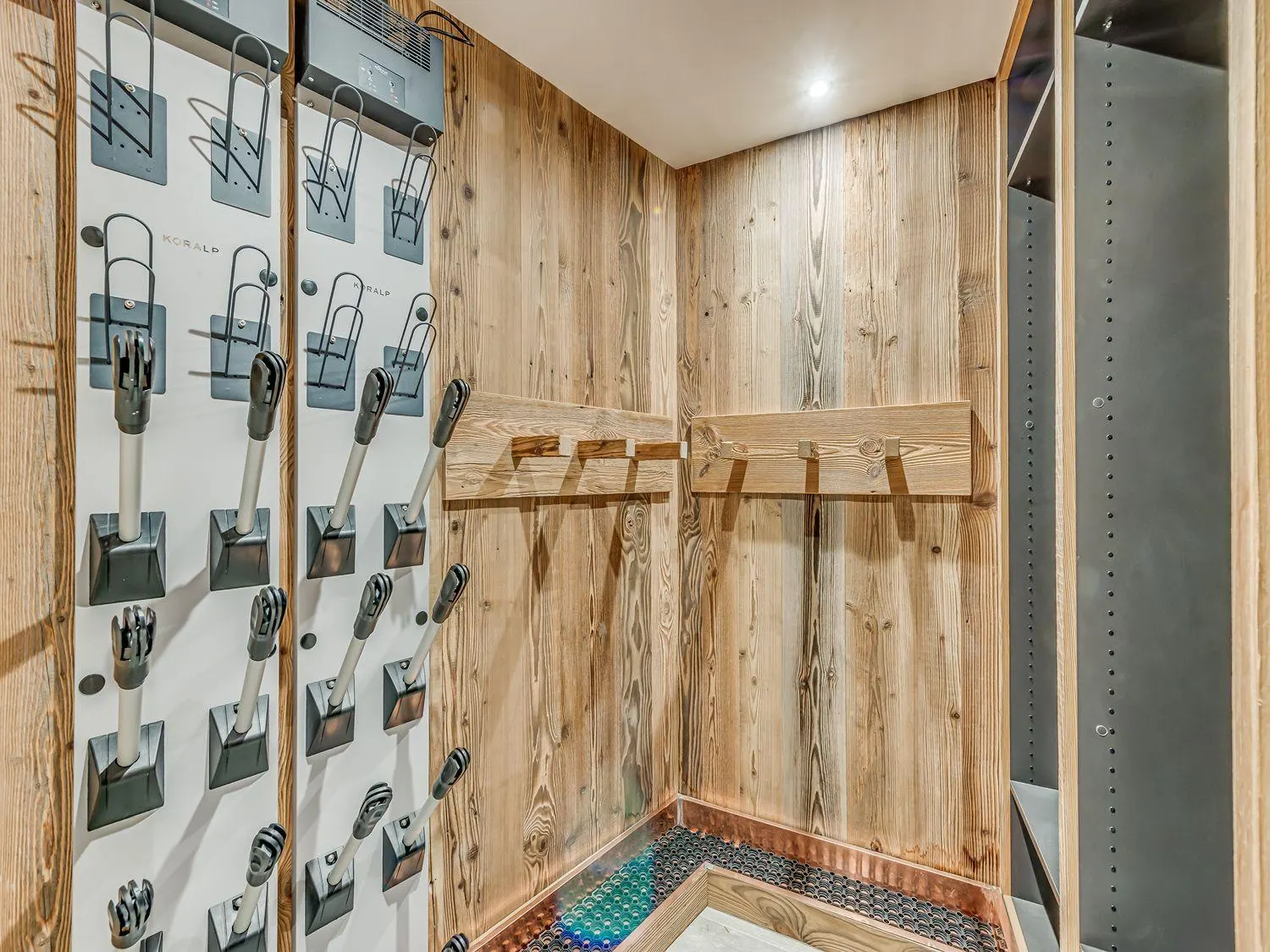 Apartament cu 4 dormitoare și vedere la munte, pentru 8 persoane, fotografia 11