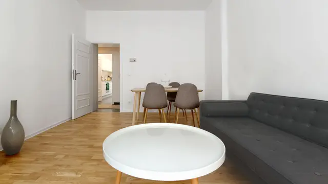 7 nopți la 2-Bedroom Villa Sleeping 4, Berlin, fotografia 5