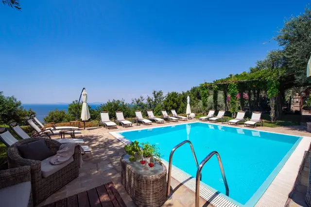 Vilă cu 6 dormitoare și piscină, Massa Lubrense, Campania