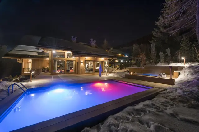 Chalet cu piscină încălzită în Les Allues