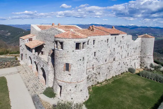 Vilă cu 8 dormitoare și piscină încălzită, Perugia
