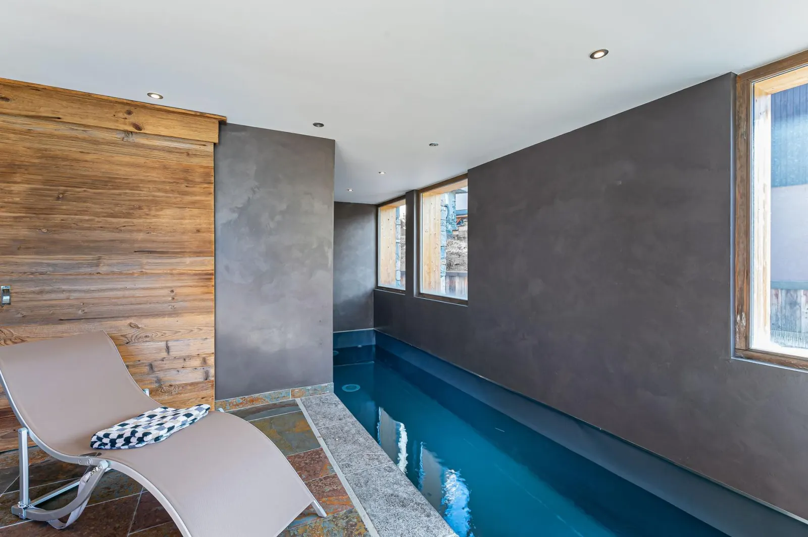 Chalet cu 4 dormitoare și piscină, capacitate 10 persoane, fotografia 9