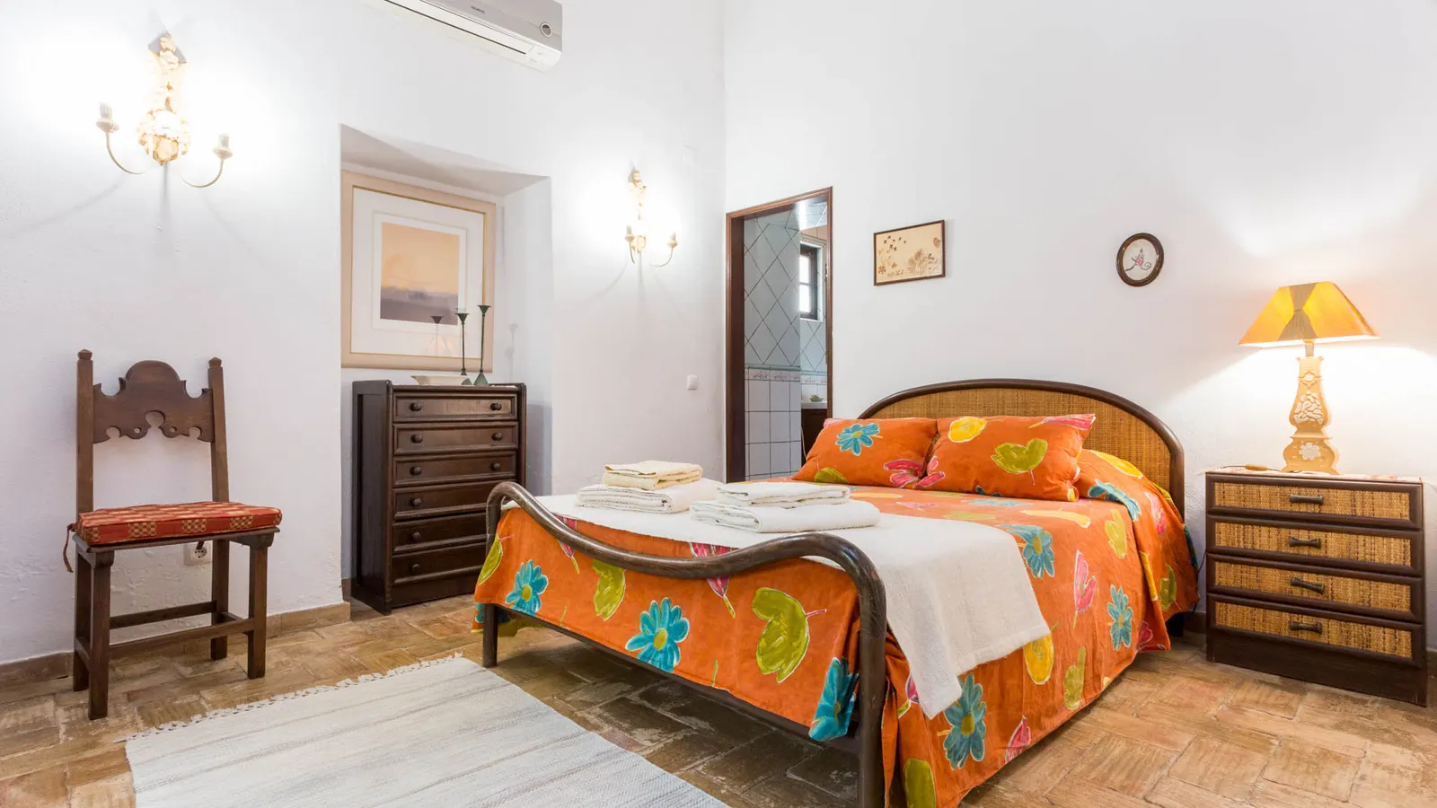 Vilă pentru 8 persoane în Guia, fotografia 17