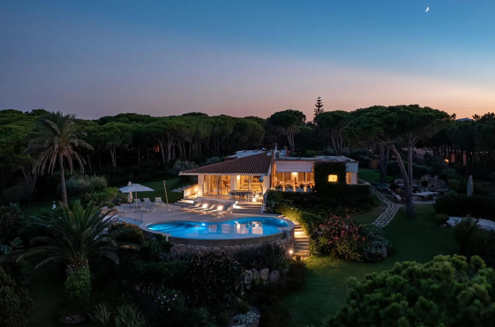 8-Bedroom Villa with Heated pool, Santu Diadòru/San Teodoro, Sardinia, photo 35