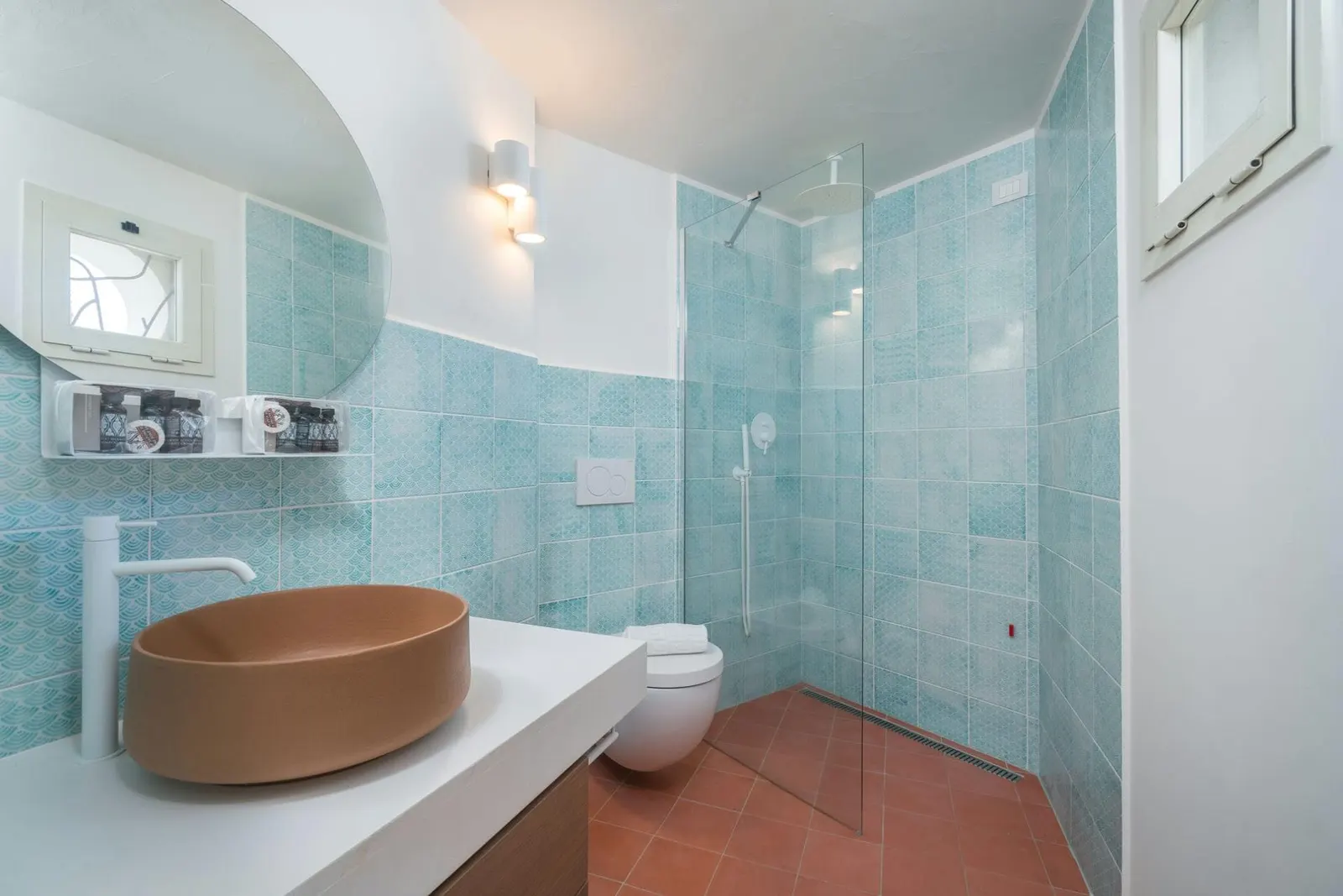 8-Bedroom Villa with Heated pool, Santu Diadòru/San Teodoro, Sardinia, photo 28