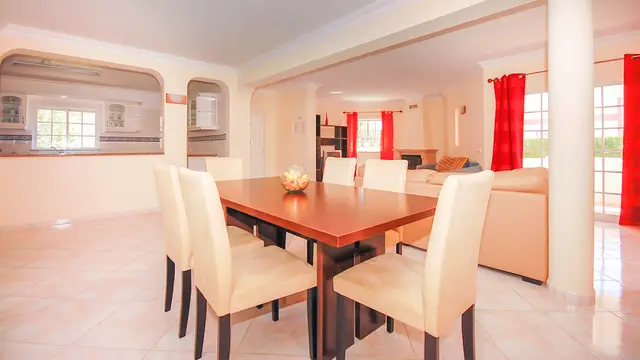 7 nopți la 4-Bedroom Villa in Vale Rebelho, fotografia 7