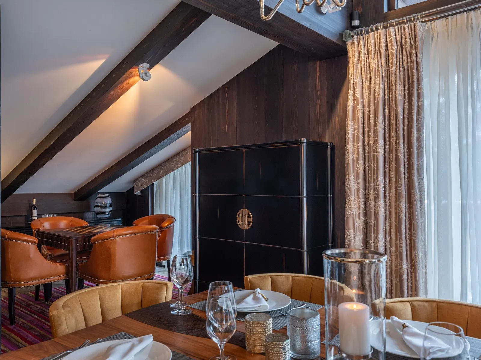 Chalet cu piscină încălzită și jacuzzi în Courchevel, fotografia 11