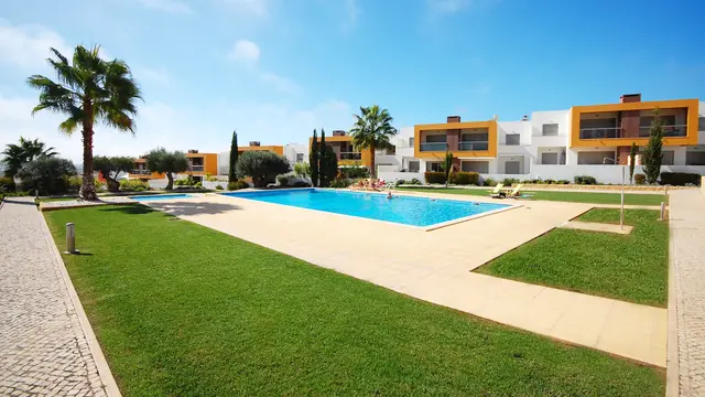 9 nopți la 2-Bedroom Apartment with Swimming pool, Guia, Faro, fotografia 7