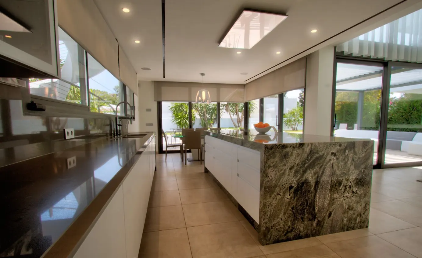 Vilă cu 7 dormitoare pentru 15 persoane, Marbella, fotografia 34