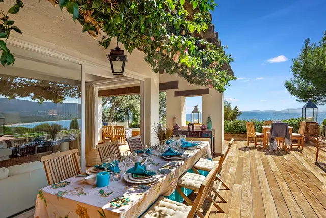 7 nopți la 6-Bedroom Villa with Heated pool, Sleeps 14, fotografia 6