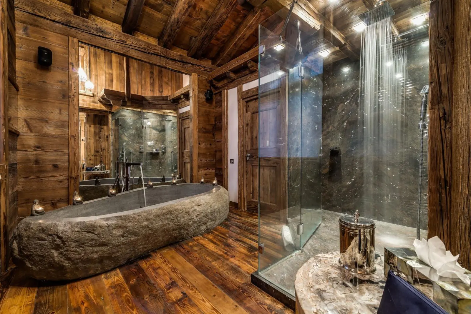 Chalet cu piscină interioară în La Daille, fotografia 18
