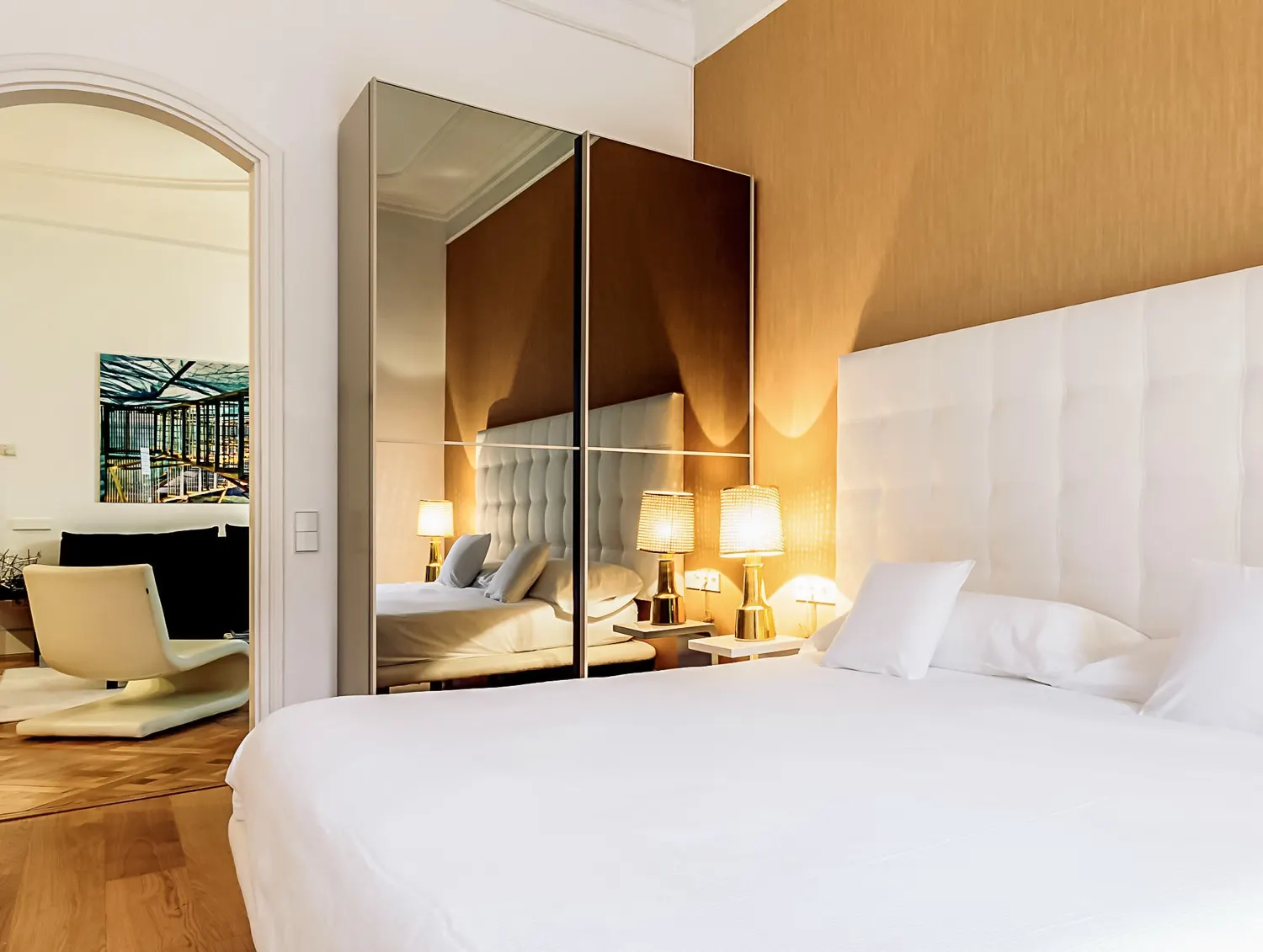Vilă cu plajă și spa în Barcelona, fotografia 5