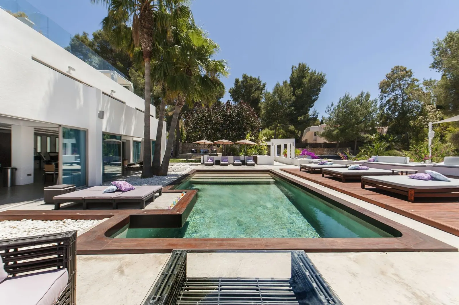 Villa for 12 Guests in Santa Eulària des Riu, photo 6