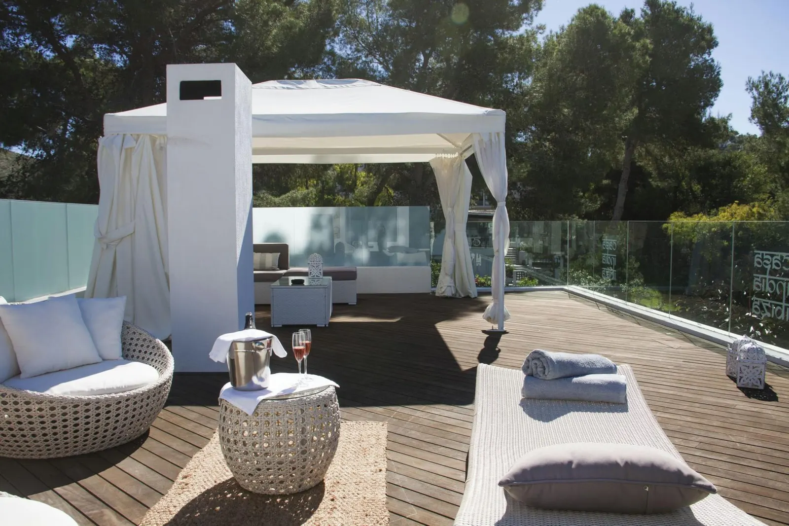 Villa for 12 Guests in Santa Eulària des Riu, photo 11