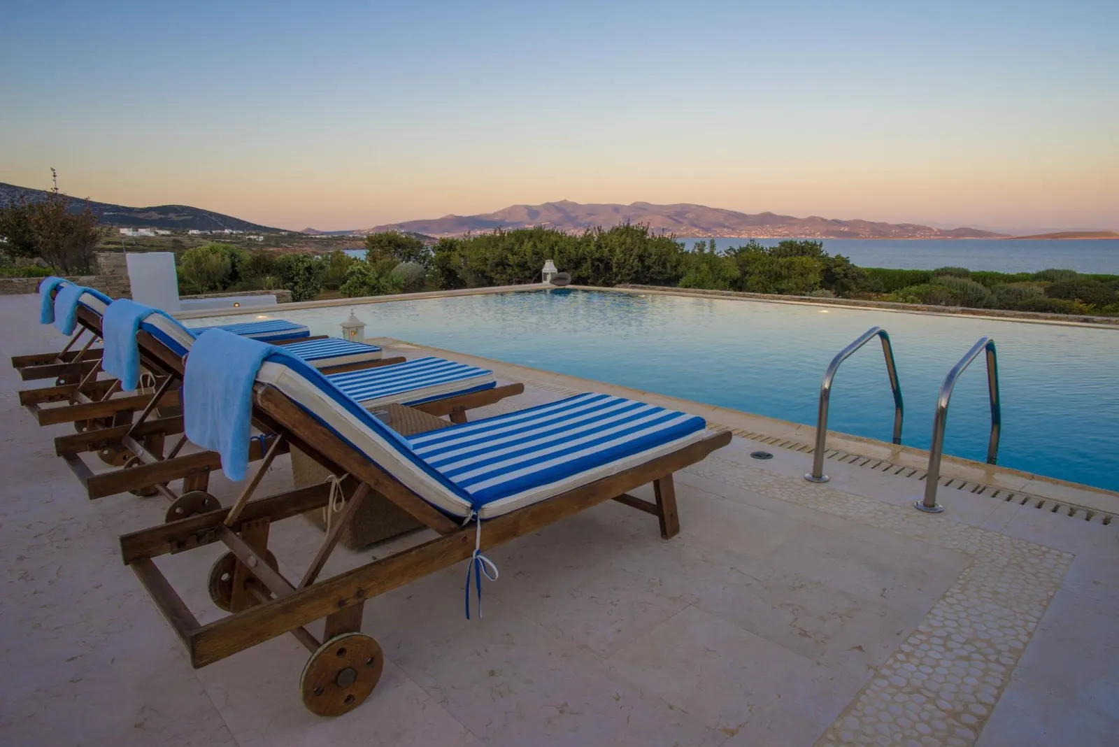 Vilă cu piscină în Municipalitatea Antiparos, fotografia 3