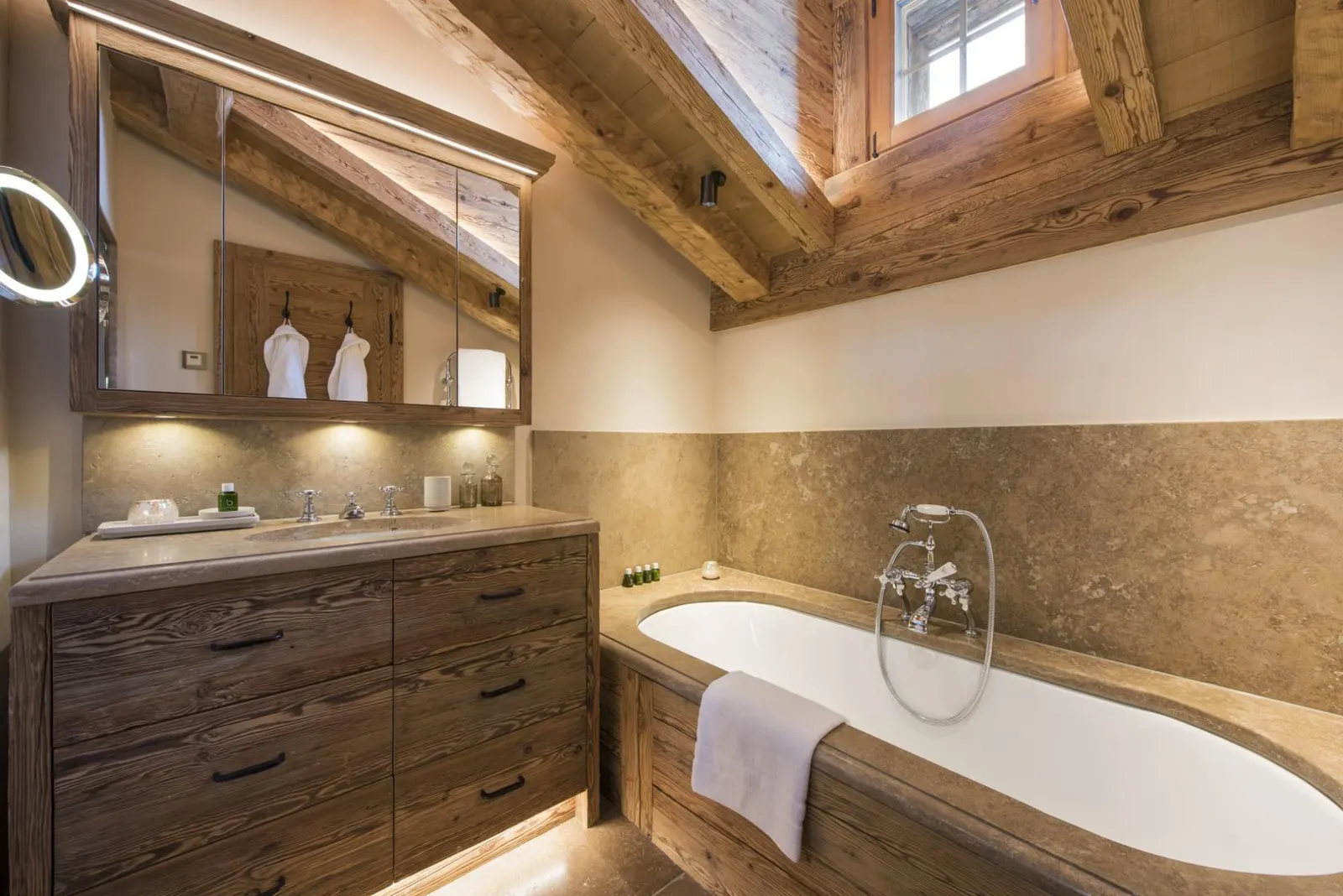 9-Bed Chalet with Heated pool, Verbier, fotografia 34