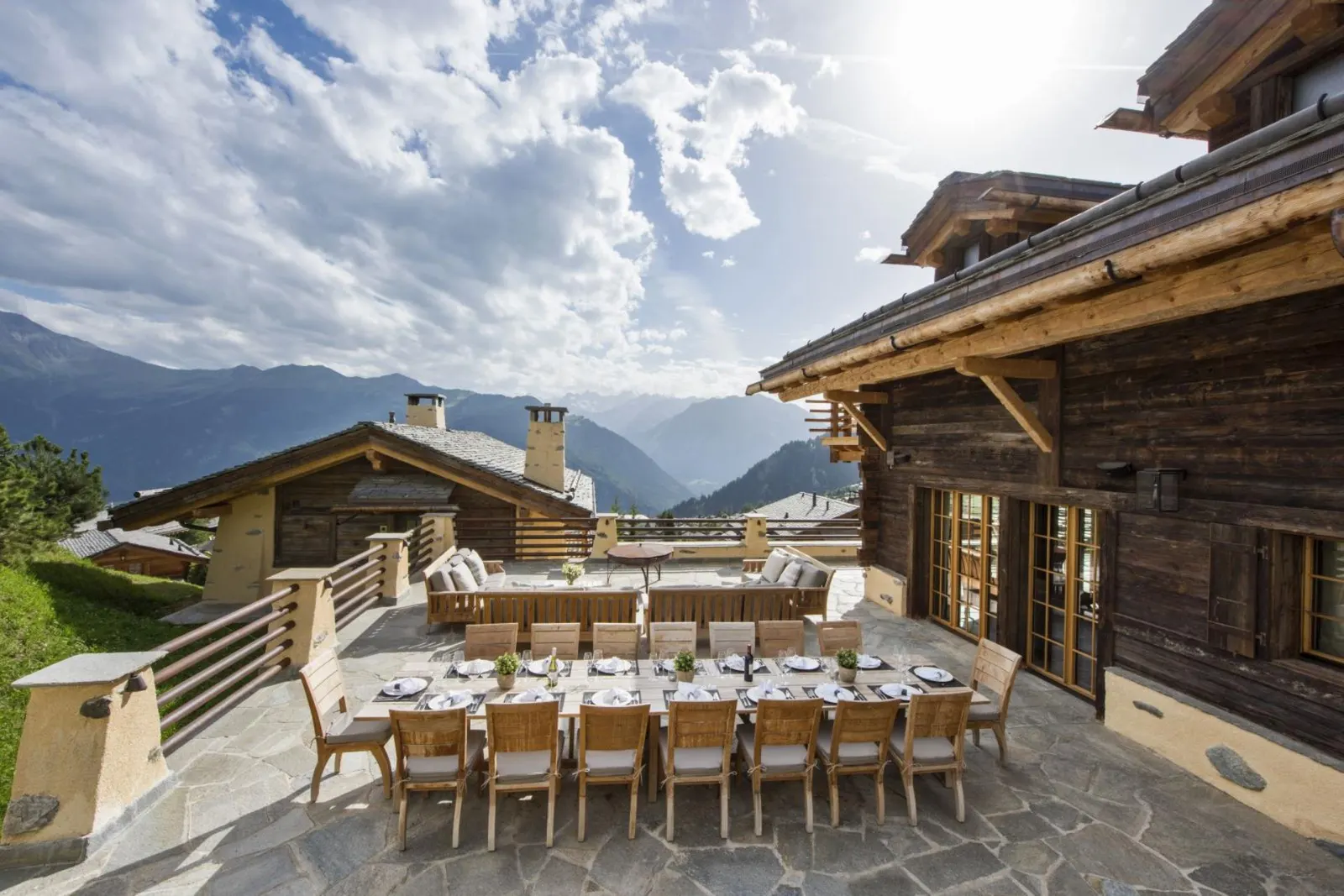 7 nopți la 9-Bed Chalet with Heated pool, Verbier, fotografia 8