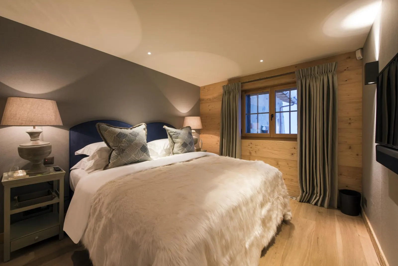 9-Bed Chalet with Heated pool, Verbier, fotografia 30