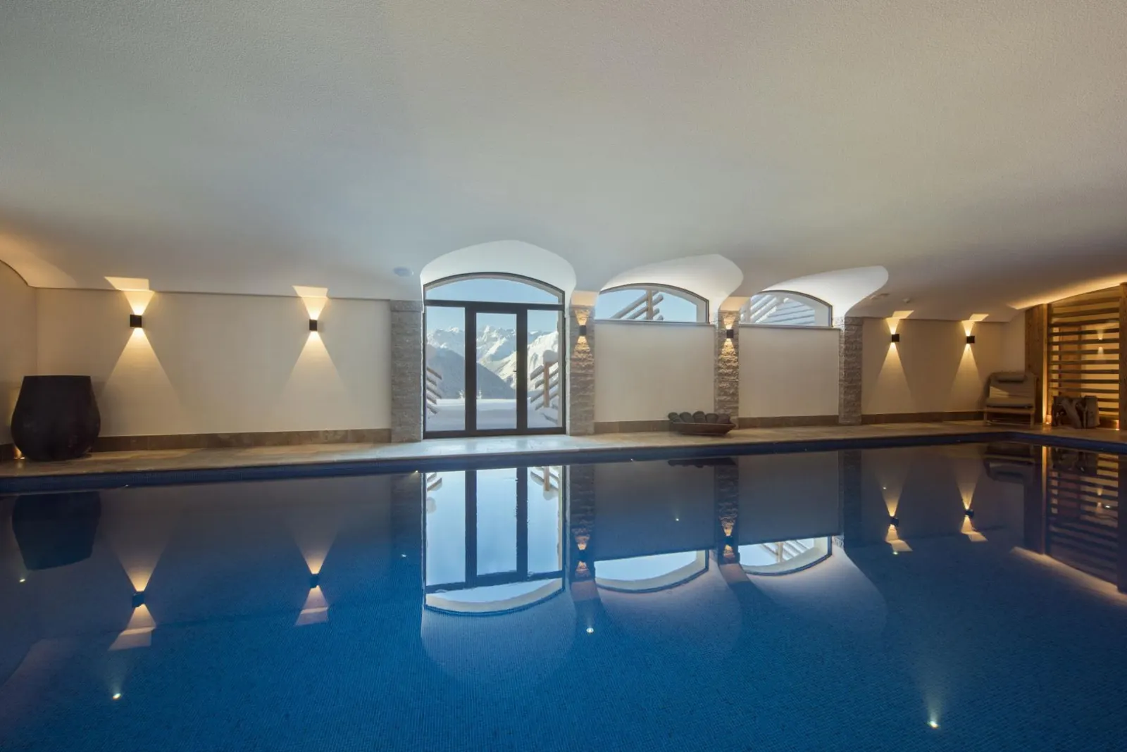 9-Bed Chalet with Heated pool, Verbier, fotografia 44