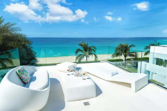7 nopți la Villa with Swimming pool in Long Bay Village, fotografia 5