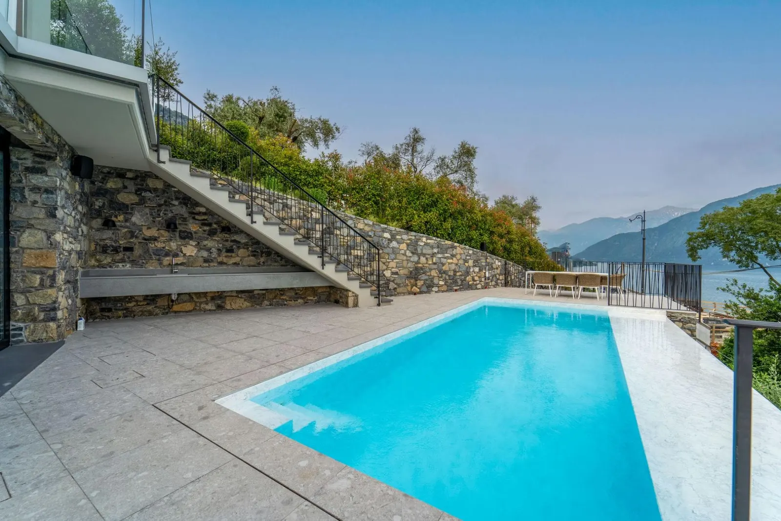 Vilă cu piscină în Sala Comacina, fotografia 5