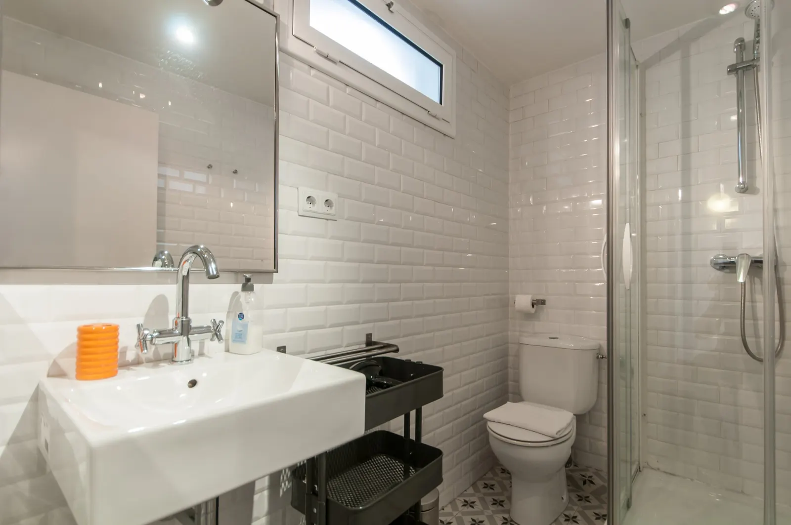 2-Bed Apartment with Spa, Barcelona, fotografia 10