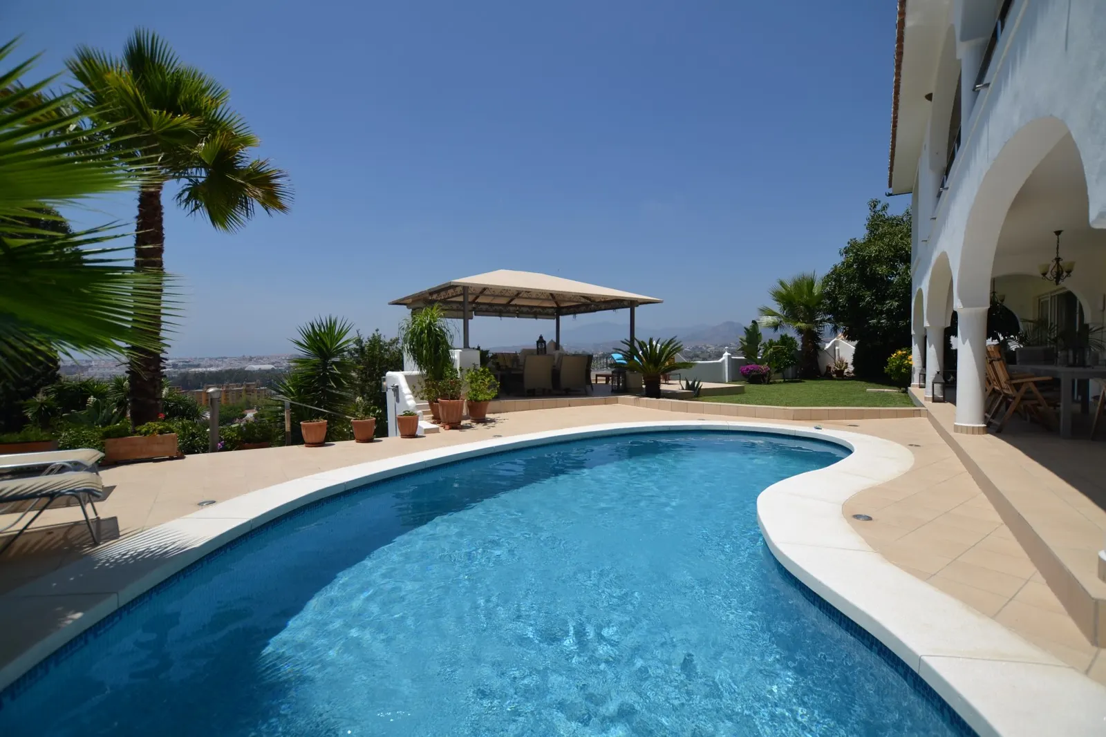 Vilă cu 6 dormitoare și piscină, Marbella, Andaluzia, fotografia 3
