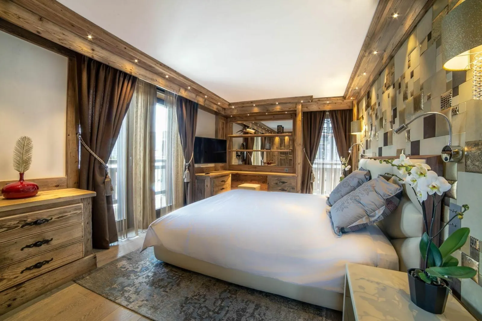 Chalet cu 5 dormitoare și jacuzzi, până la 12 persoane, fotografia 7