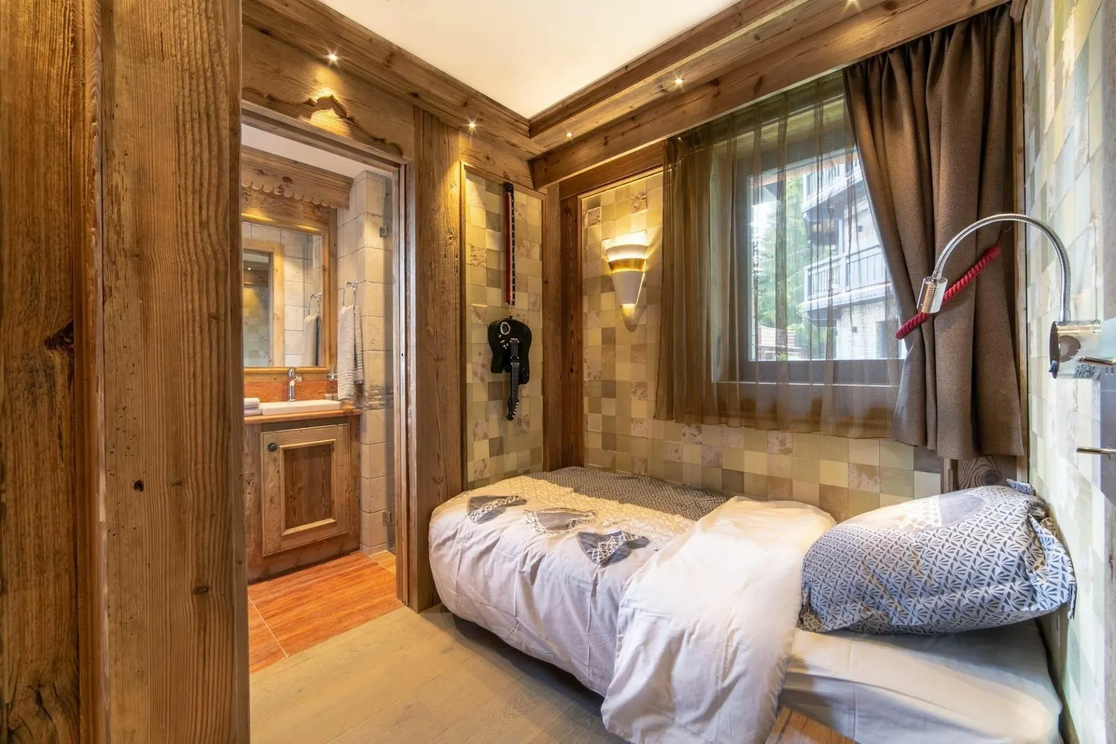 Chalet cu 5 dormitoare și jacuzzi, până la 12 persoane, fotografia 9