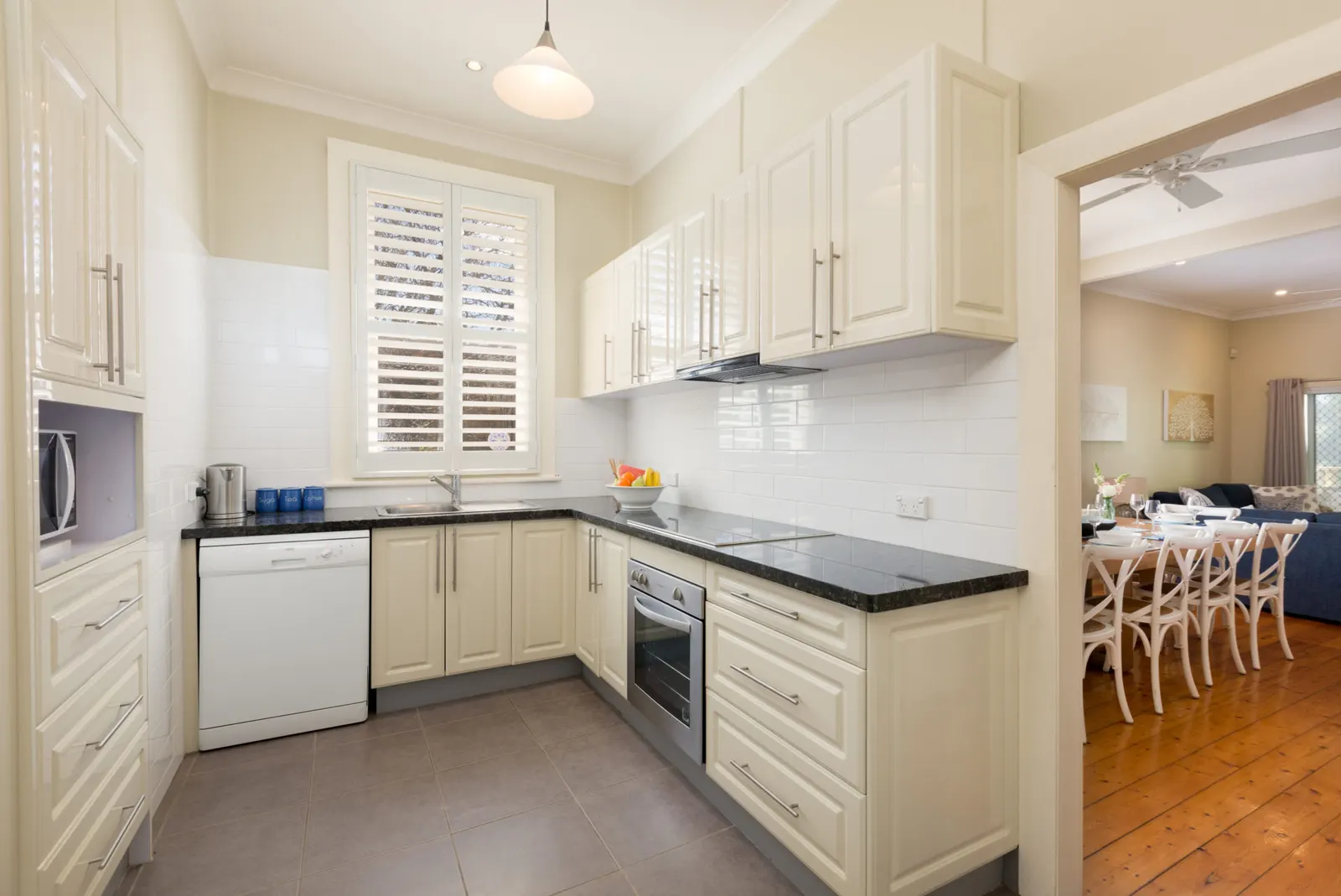 5-Bedroom House with Spa, Kiama, New South Wales, photo 3