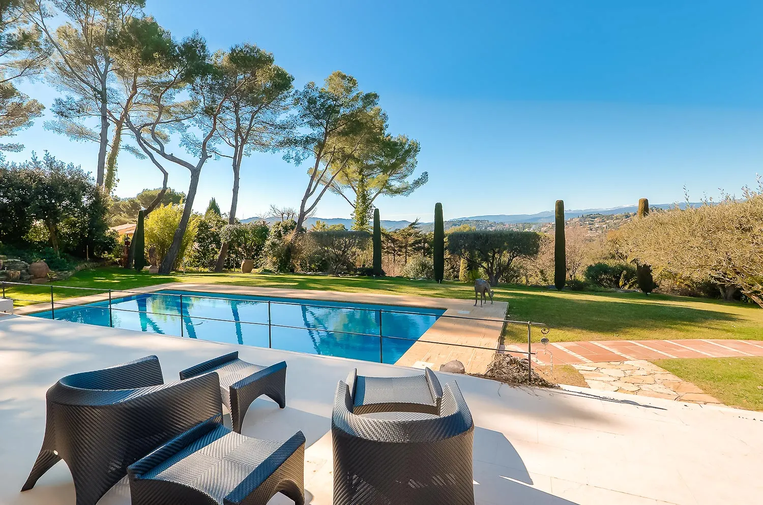 Vilă cu 5 dormitoare și piscină încălzită, Mougins, Alpes-Maritimes, fotografia 4