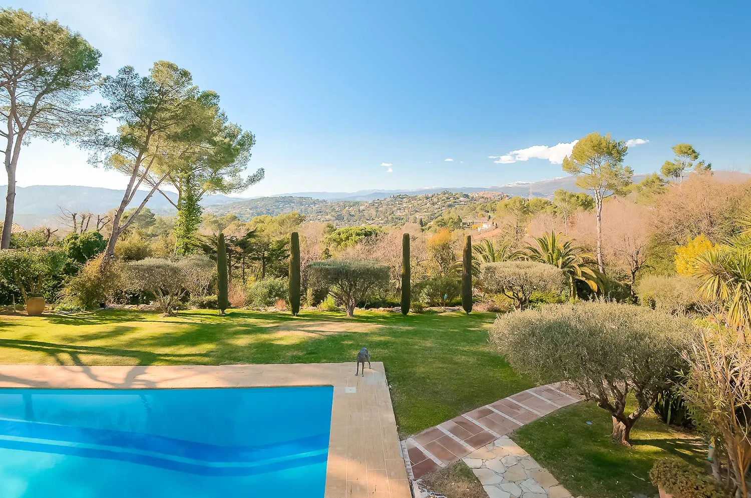 Vilă cu 5 dormitoare și piscină încălzită, Mougins, Alpes-Maritimes, fotografia 3