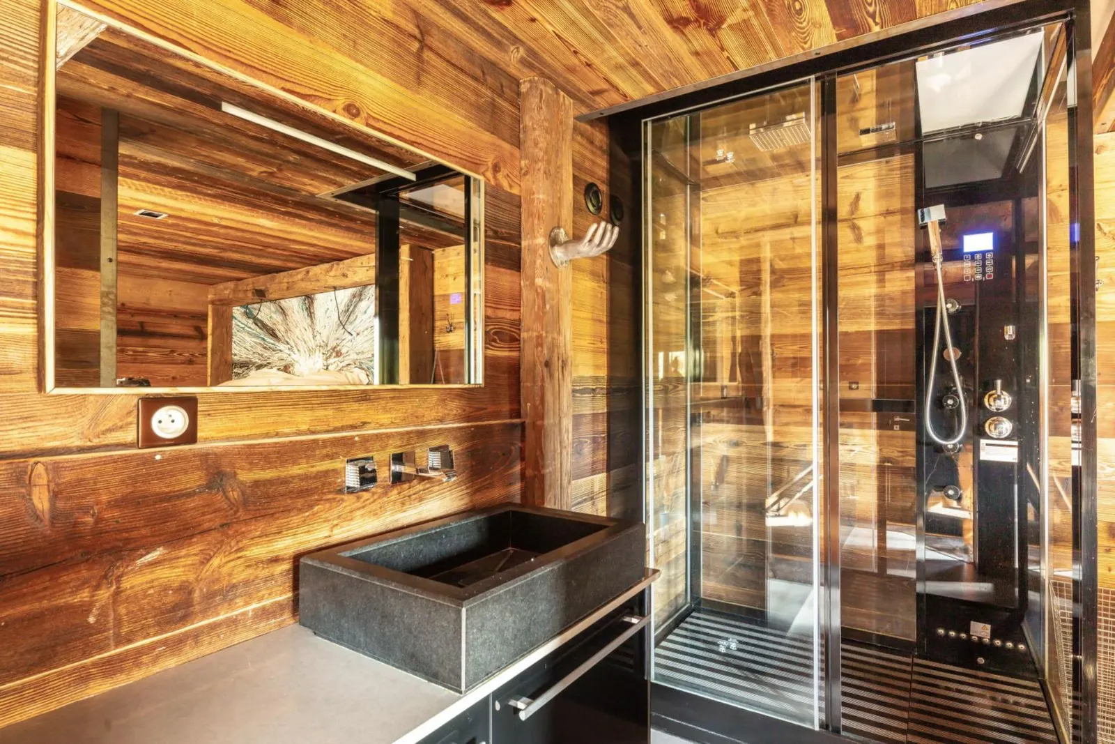 Chalet cu 7 dormitoare și piscină încălzită, capacitate 16 persoane, fotografia 19