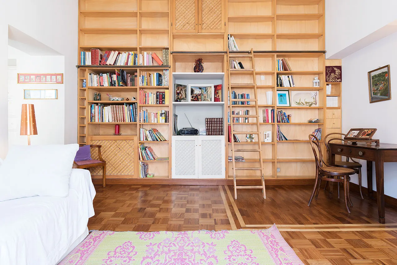 2-Bed Apartment with Spa, Rome, photo 22