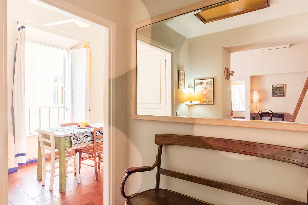 2-Bed Apartment with Spa, Rome, photo 13