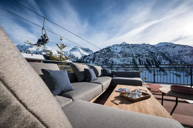 4-Bed Chalet with Heated pool, Lech