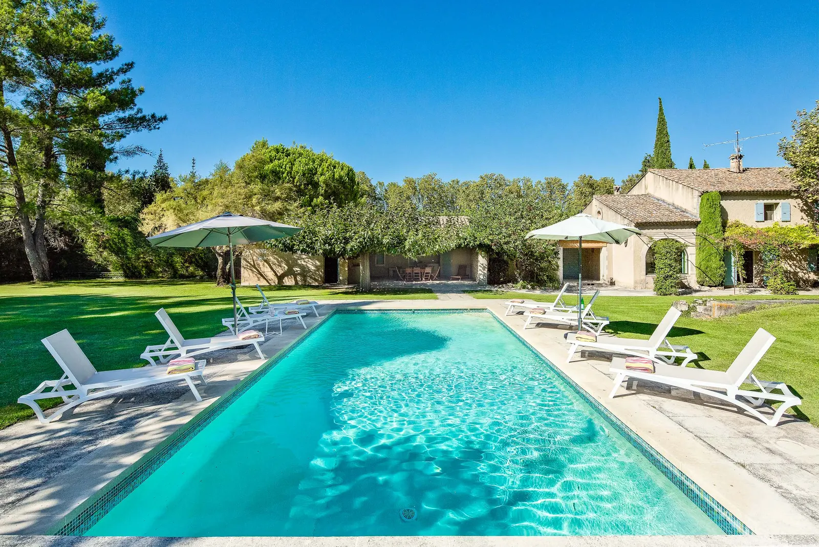 Vilă cu 5 dormitoare și piscină încălzită, Saint-Rémy-de-Provence, fotografia 3