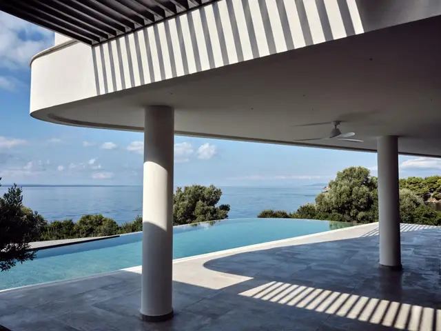7 nights at Villa with Heated pool and Sea view in Sithonia Municipal Unit, photo 4